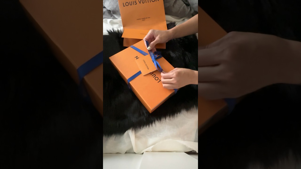 Unboxing - 루이비통 3D 모노그램 티셔츠 Louis Vuitton SIGNATURE 3D