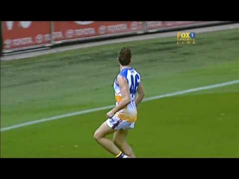 Colm Begley running goal - Round 5, 2007