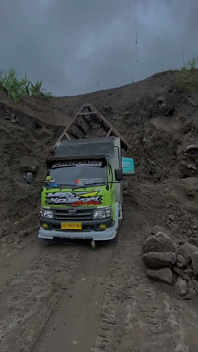 Story wa truk #bantusubscribe #storywatruk #storywa #shortvideo #trukpasir #fyp