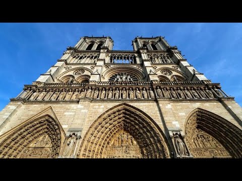 Video | Spiderman aus Frankreich erklimmt Wolkenkratzer, um bröckelnde Notre-Dame zu retten