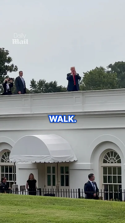 Trump spotted on the White House roof