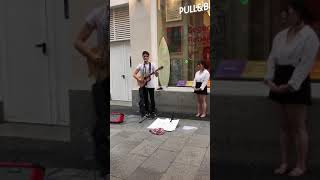 DAMION cantando en la CALLE | OT 2018