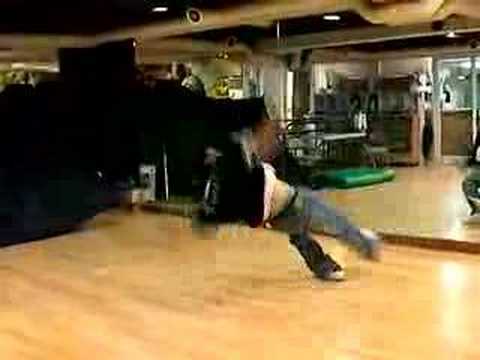 Bboy Philcroy practicin' Swipes