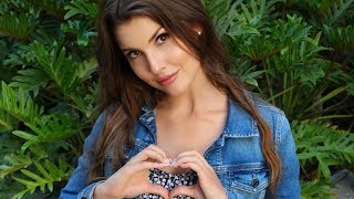 Amanda Cerny Best Looking Style and Fashion Moments