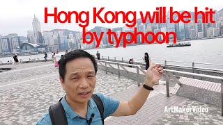What will happen before the typhoon arrives? Take a ferry cross the Victoria harbor of Hong Kong!