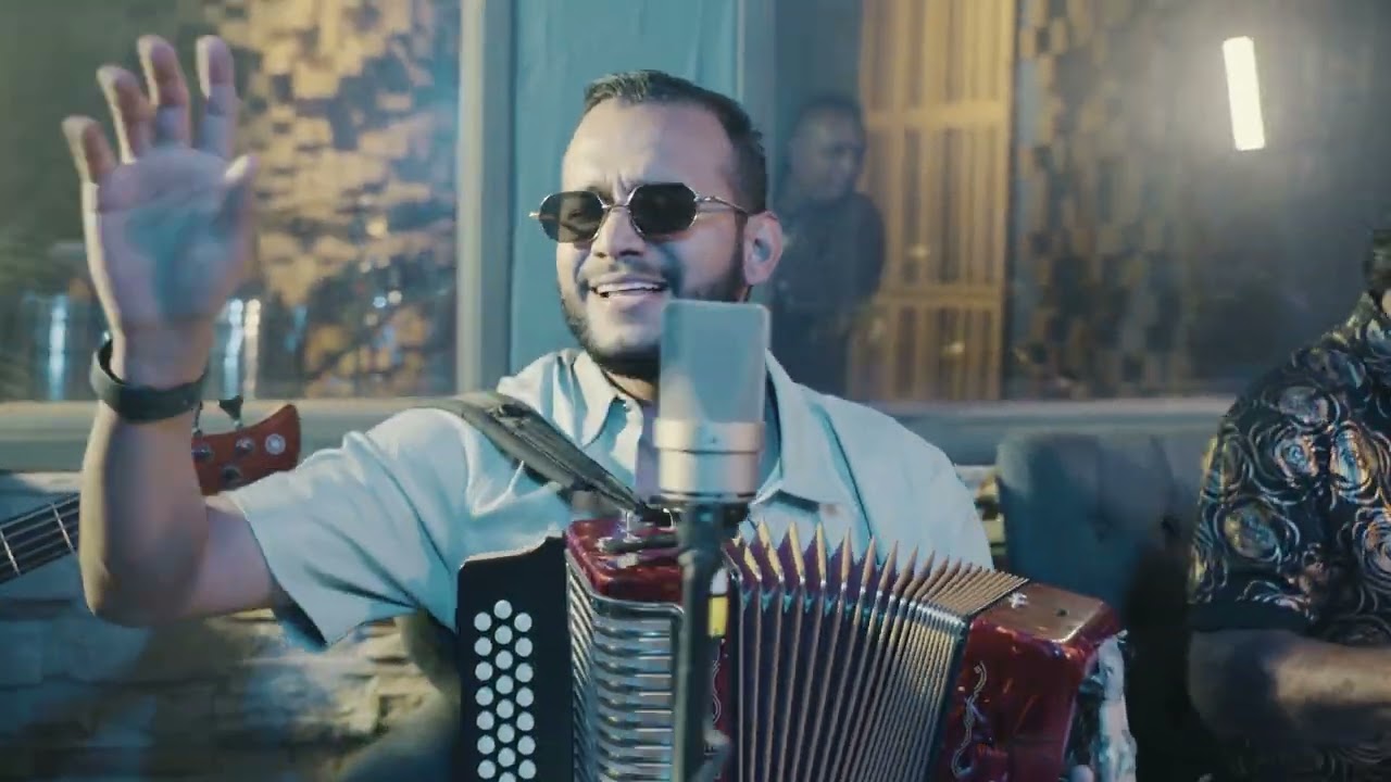 La Luz Roja de San Marcos - Mate y Terere