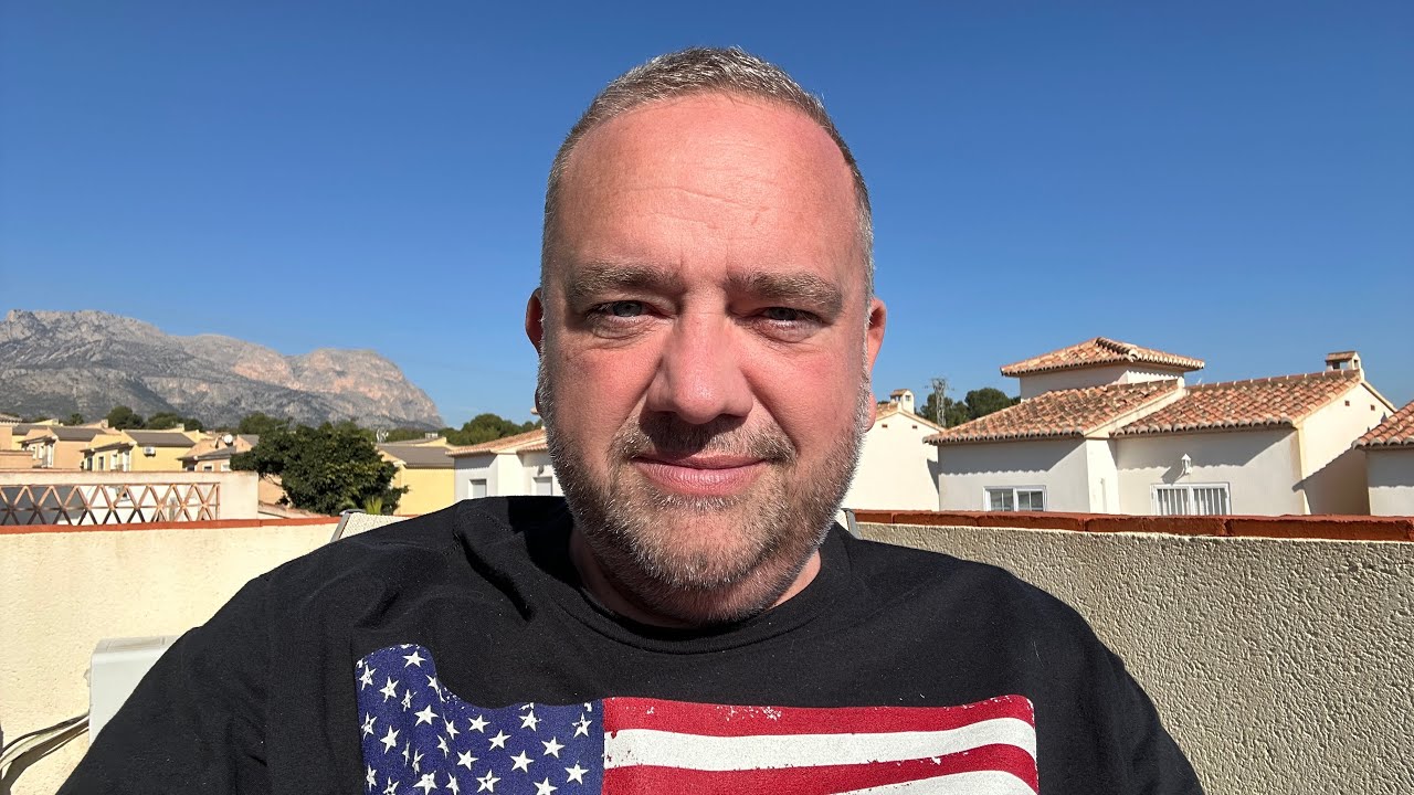 Reds Defender Suffers Major Injury Blow | Millwall Confirm Loanee Calum ...