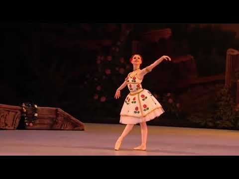 THE AWAKENING OF FLORA - Flora the Godness of the Spring (Alexandra Khiteyeva)