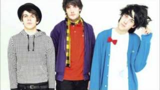 Klaxons - Gravity's Rainbow (Van She remix) chords