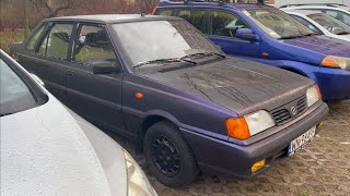 Fioletowy Polonez Atu Plus w Warszawie