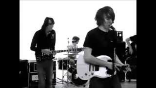 All Time Low - Circles (Official Music Video)