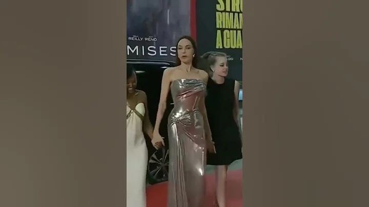 Angelina Jolie bieng the cutest mom #shorts #angelinajolie #payalgaming #angelinajolie #viral #bgmi