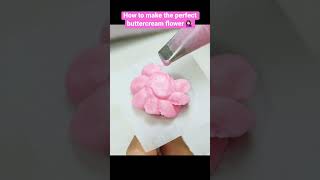 How To Make Buttercream Flower ? Beginners Buttercream Flowers shorts buttercream nyamnyamshorts