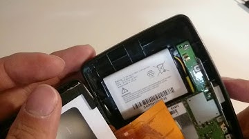 Disassembling TomTom GPS navigation to change battery