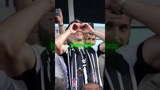 TRABZONSPOR TARAFTARLARI GALATASARAYLI TARAFTARIN FORMASINI ZORLA ÇIKARTTIRDI!