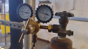 Carrier Compressor 5H80 with shaft seal leak