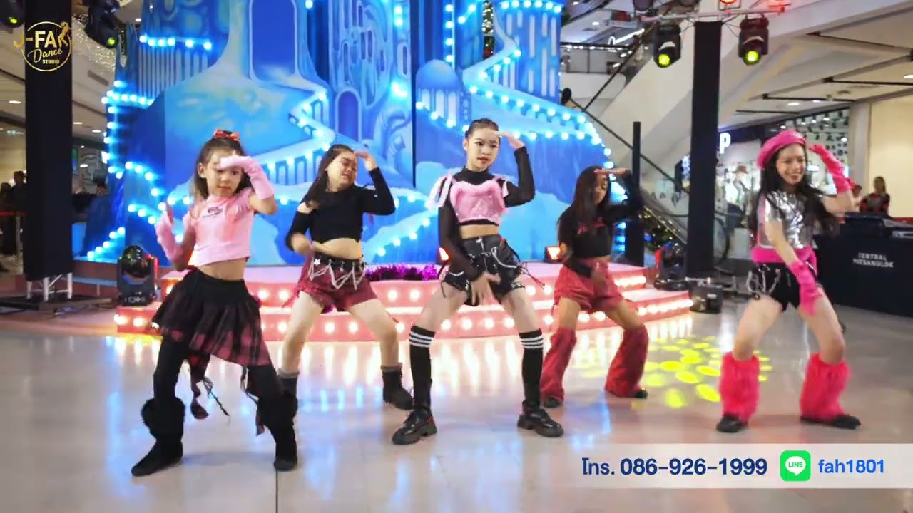 Dance show funny g-group