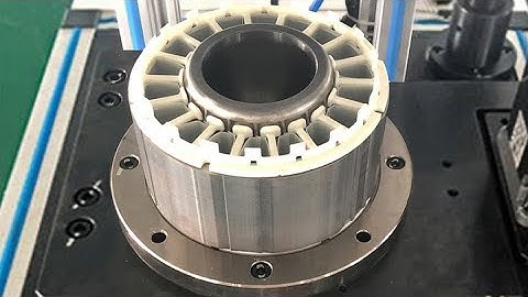 Automatic slot paper insertion machine for BLDC motor stator insulation paper inserting