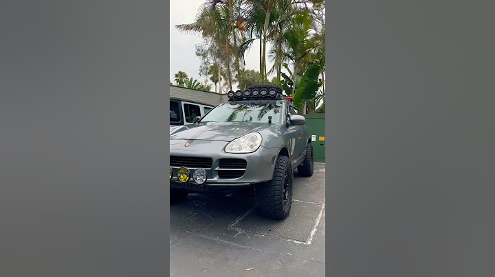 Saw this nice looking Porsche Cayenne overland off-road ready lifted #porsche #cayenne #offroad