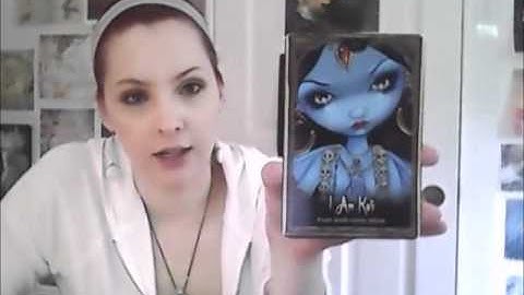 Review of The Oracle of Shadows and Light Oracle Deck