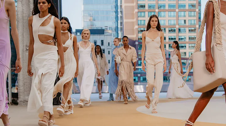 Spring Summer 2022 Runway Show