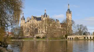 4K LG Schwerin, Germany- Schweriner Schloss (Schwerin Palace), Schlossgarten.