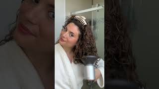 HAVE YOU SEEN THIS NEW VIRAL ROOT VOLUME HACK FOR CURLY HAIR? screenshot 2