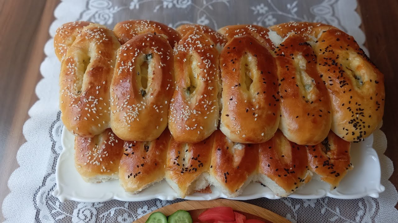 Пухкави и много вкусни отворени питки..