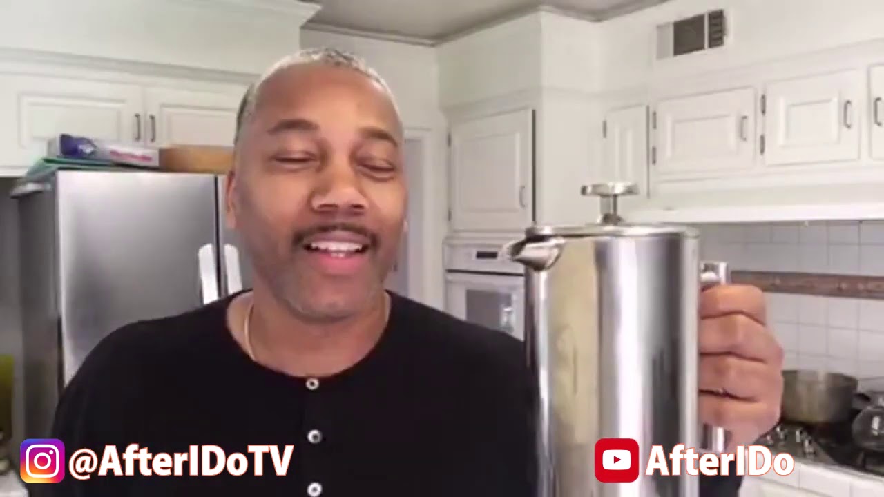 Coffee Cup Chronicles Ep  11   Cafe Du Monde 