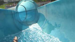 MA44 Wasserrutsche im Schafbergbad mit Pawel 2012