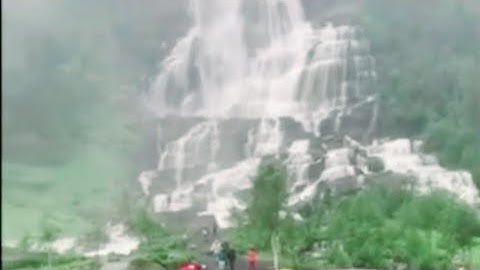 سورة العنكبوت بصوت الشيخ رعد الكردي جميل جداااا🍁🥀🌹