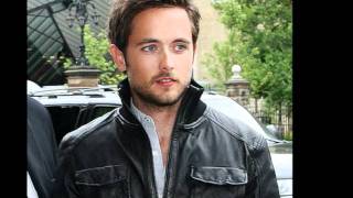 Justin Chatwin-Jovem e bonito wmv