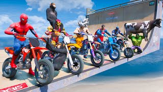 SPIDERMAN SUPER MOTORCYCLES CHALLENGE WITH SUPERHEROES - OBSATCLES FULL OF ANIMALS