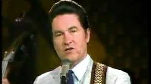 Bill Monroe with Jim & Jesse - It's Mighty Dark to...