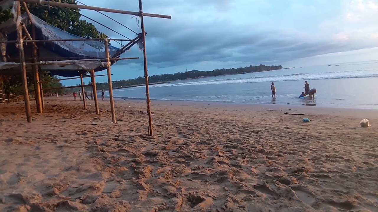 Yutub Tempat Wisata Pantai Cerita