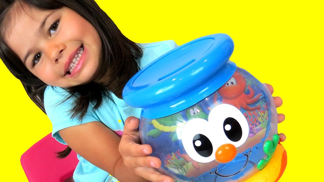 COLOR FUN FISH BOWL! Toy Fish Interactive playset - counting fish - bubble  sounds Playing 