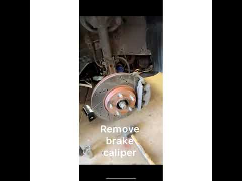 How to replace CV axle of a Nissan Quest