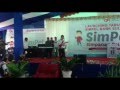 ADM Pukau Warga Lewat Aksi Live Musiknya