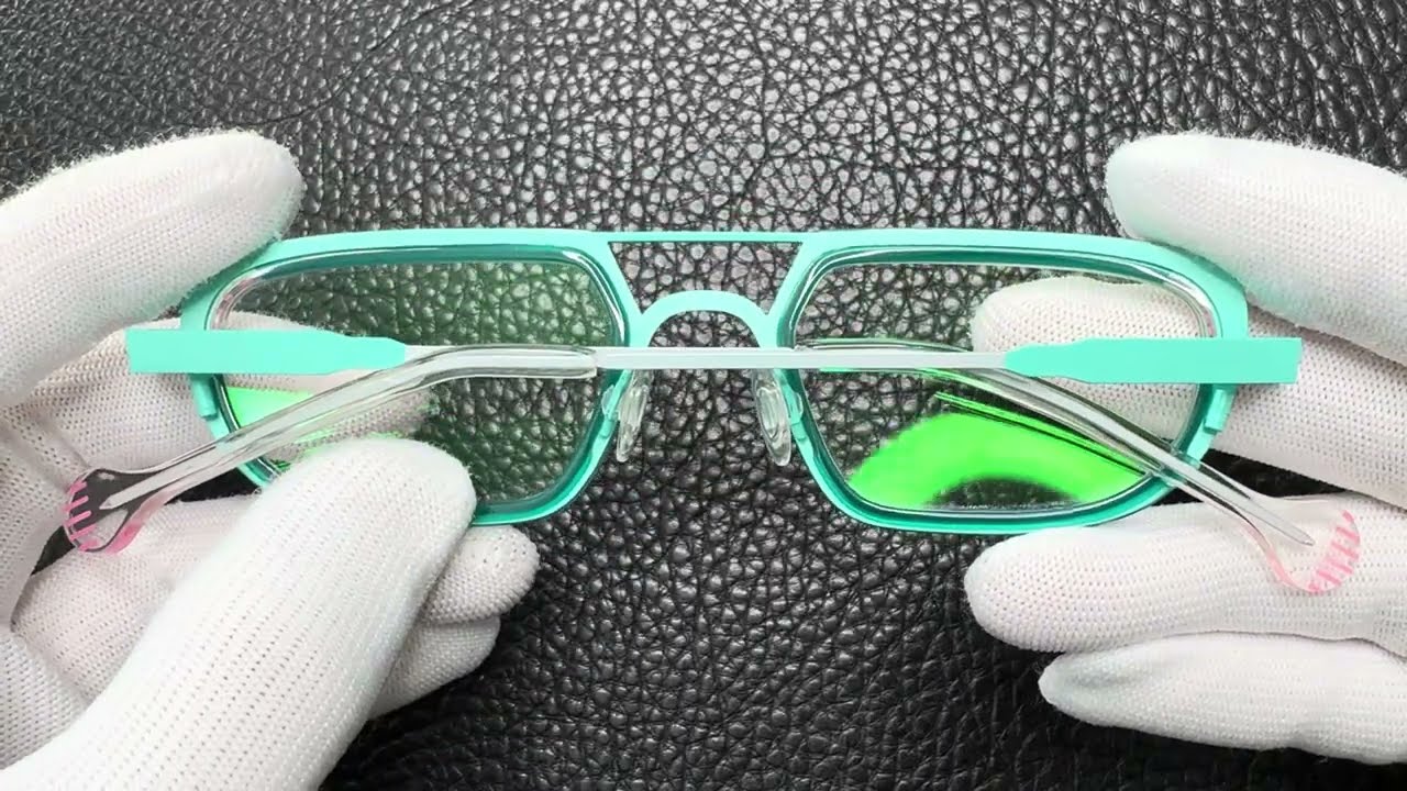 アンバレンタイン ANNE et VALENTIN FUKUMI 20B16 - YouTube