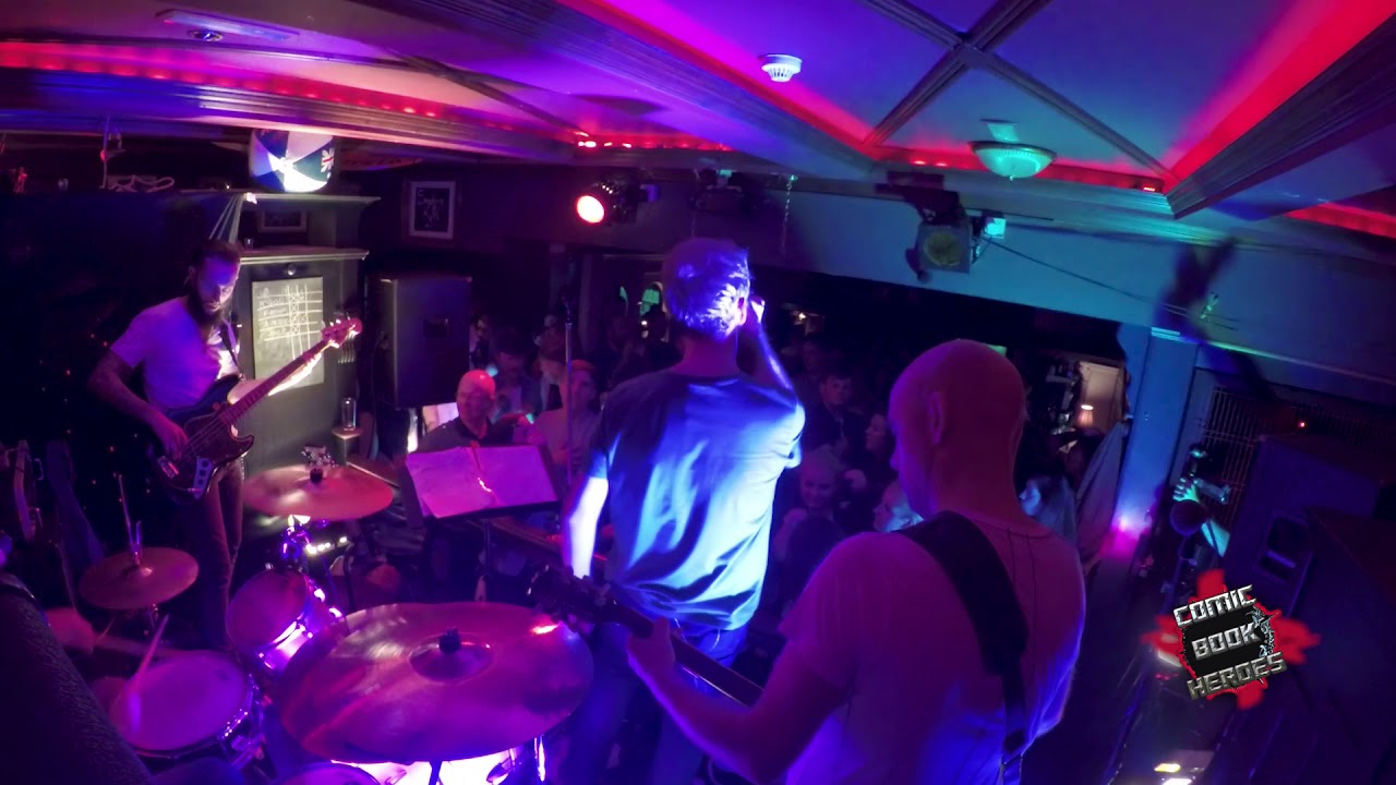 Enter Sandman - MetallicA - Comic Book Heros - 2017