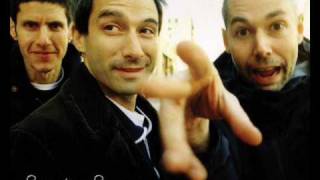 Video thumbnail of "Beastie boys - Time to build"