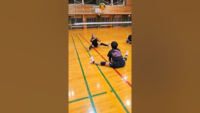 バレーボール 女子 開脚 開脚ネットオーバー💗@hapikan - YouTube