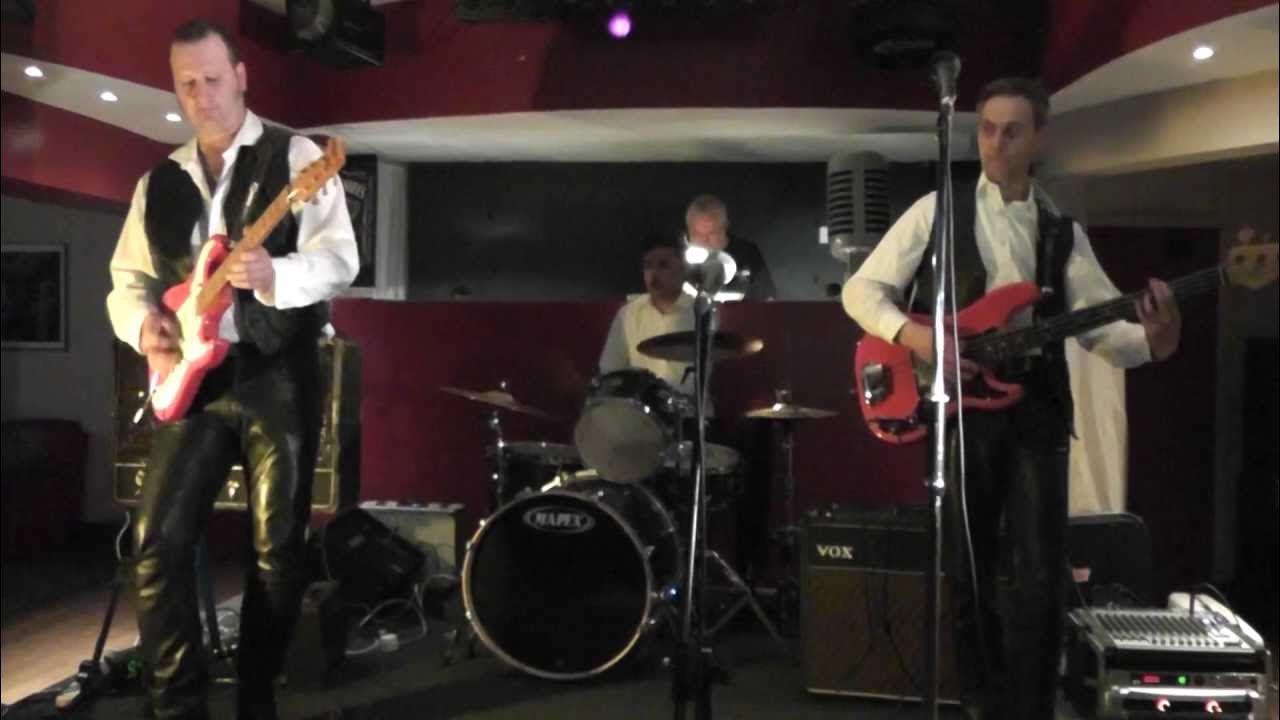 stingrays-misirlou-surf-music-ss1-club-southend-essex-youtube