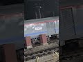 ​👑 of IR: 12305 Howrah New Delhi Rajdhani arriving 20 mins early at DDU with HWH WAP-7 39106