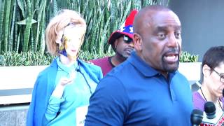 Black Activist Confronts Gloria Allred For Lying on Trump; Debates Pro-Hillary Reporters