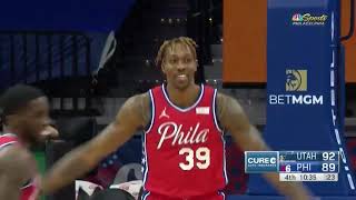 Dwight Howard Makes A 3 Pointer