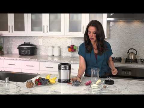 rachel-beller-and-ninja®-kitchen---very-berry-smoothie-recipe-using-nutri-ninja®-with-auto-iq™