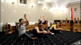 Download Lagu Indang Dance-2 MP3 Download Lagu Indang Dance-2 MP3