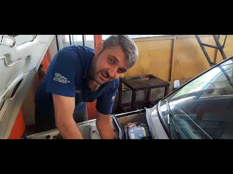 Bir Anda Arac Teklemeye Başladı Ve Firen Pedalı Sertleşti. Renault 9 Brodway Basit Bi Arıza..