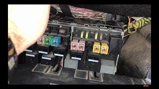 Ford Transit Mk7 fuse box - hidden fuse box behind 1st box